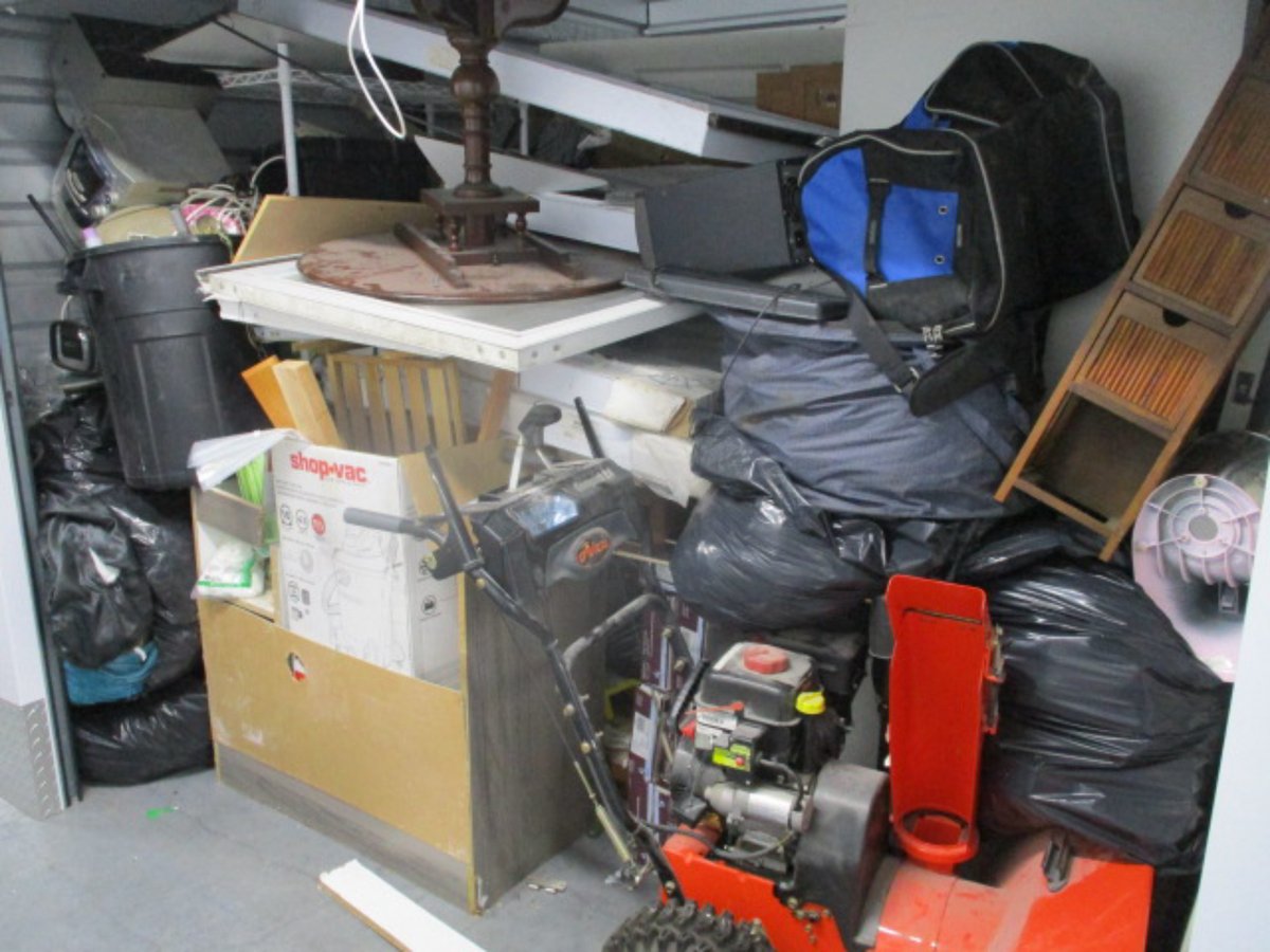 10 x 10 storage unit in Wilmington, DE