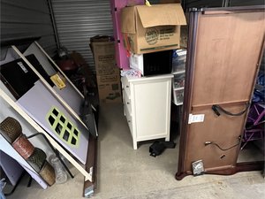 10 x 12 storage unit in Tukwila, WA