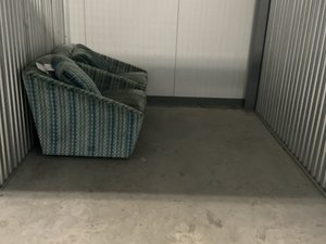 7 x 10 storage unit in Hoover, AL