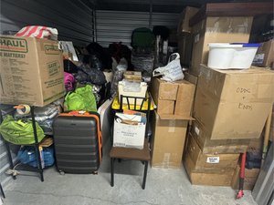 10 x 10 storage unit in Bronx, NY