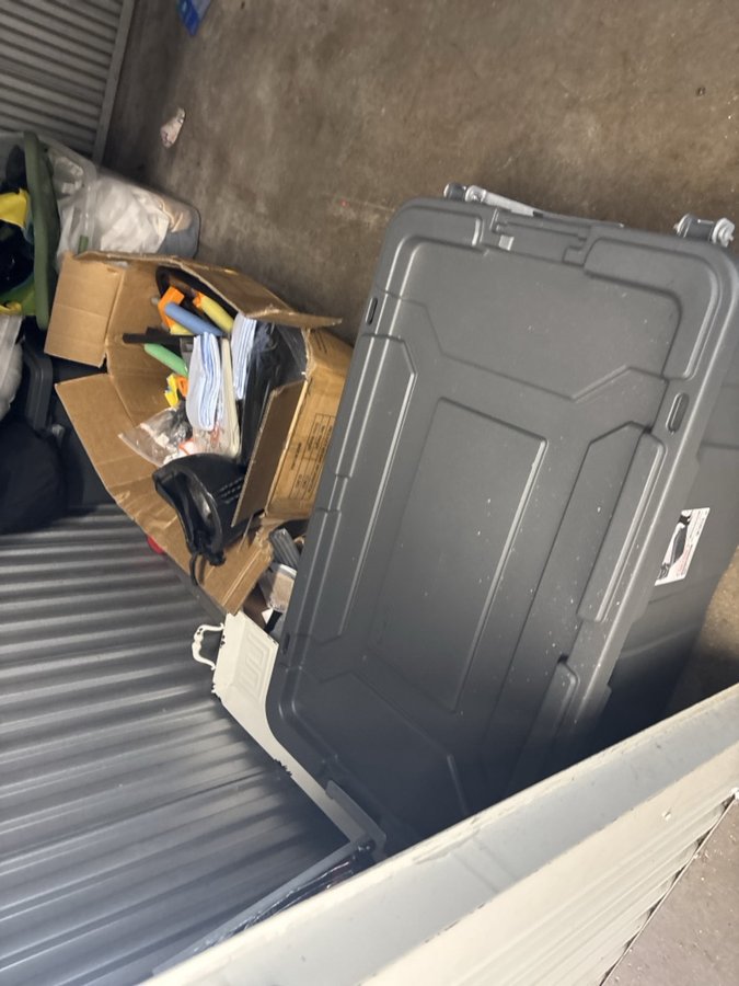 8 x 9 storage unit in St Louis, MO