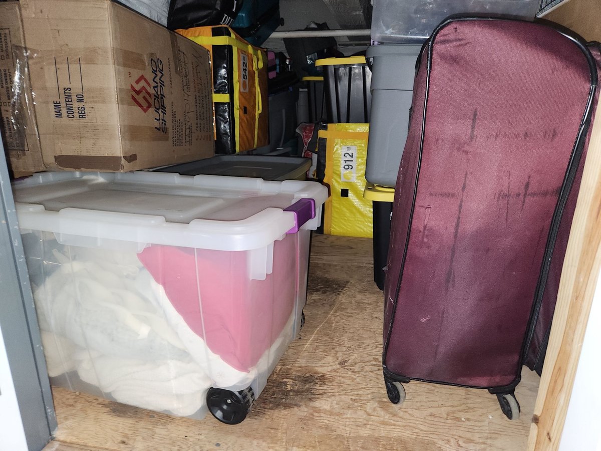 4 x 10 storage unit in Long Island City, NY