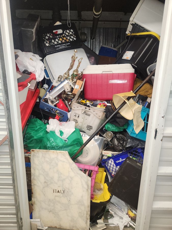 10 x 10 storage unit in Woodside, NY