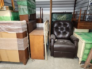 10 x 10 storage unit in Port Washington, NY