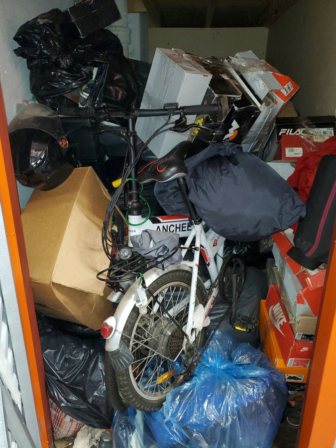 5 x 8 storage unit in Brooklyn, NY