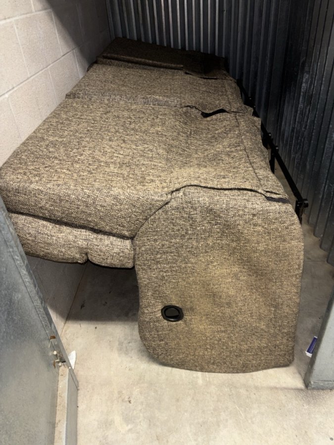 5 x 7 storage unit in St Louis, MO