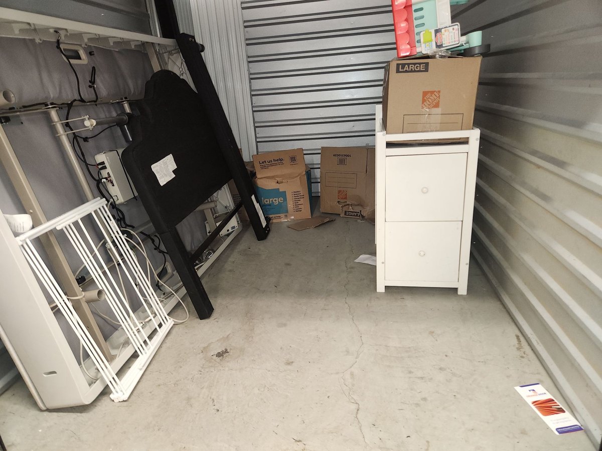 10 x 7 storage unit in Queens Village, NY