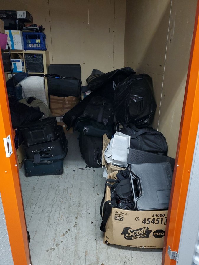 10 x 10 storage unit in Brooklyn, NY