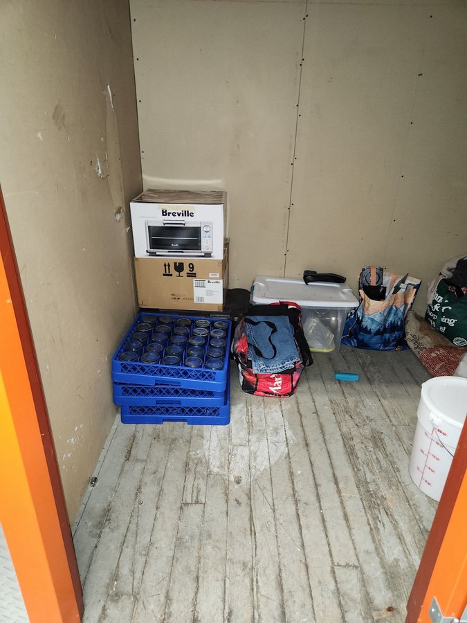 6 x 10 storage unit in Brooklyn, NY