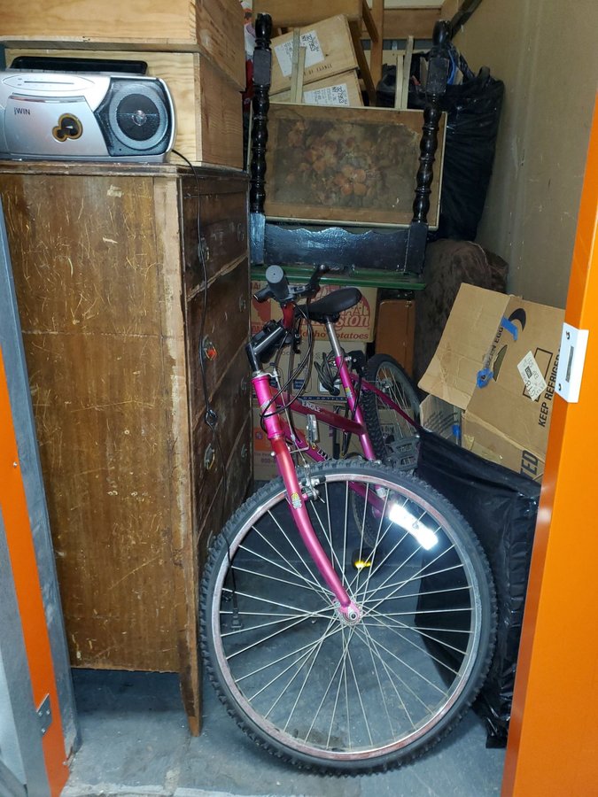 7 x 10 storage unit in Long Island City, NY