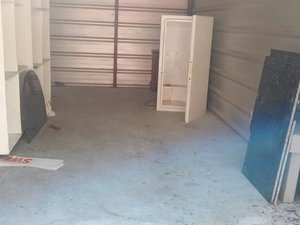 10 x 20 storage unit in Geneva, AL