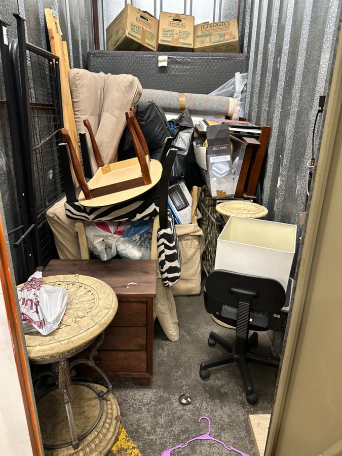 5 x 10 storage unit in St Louis, MO