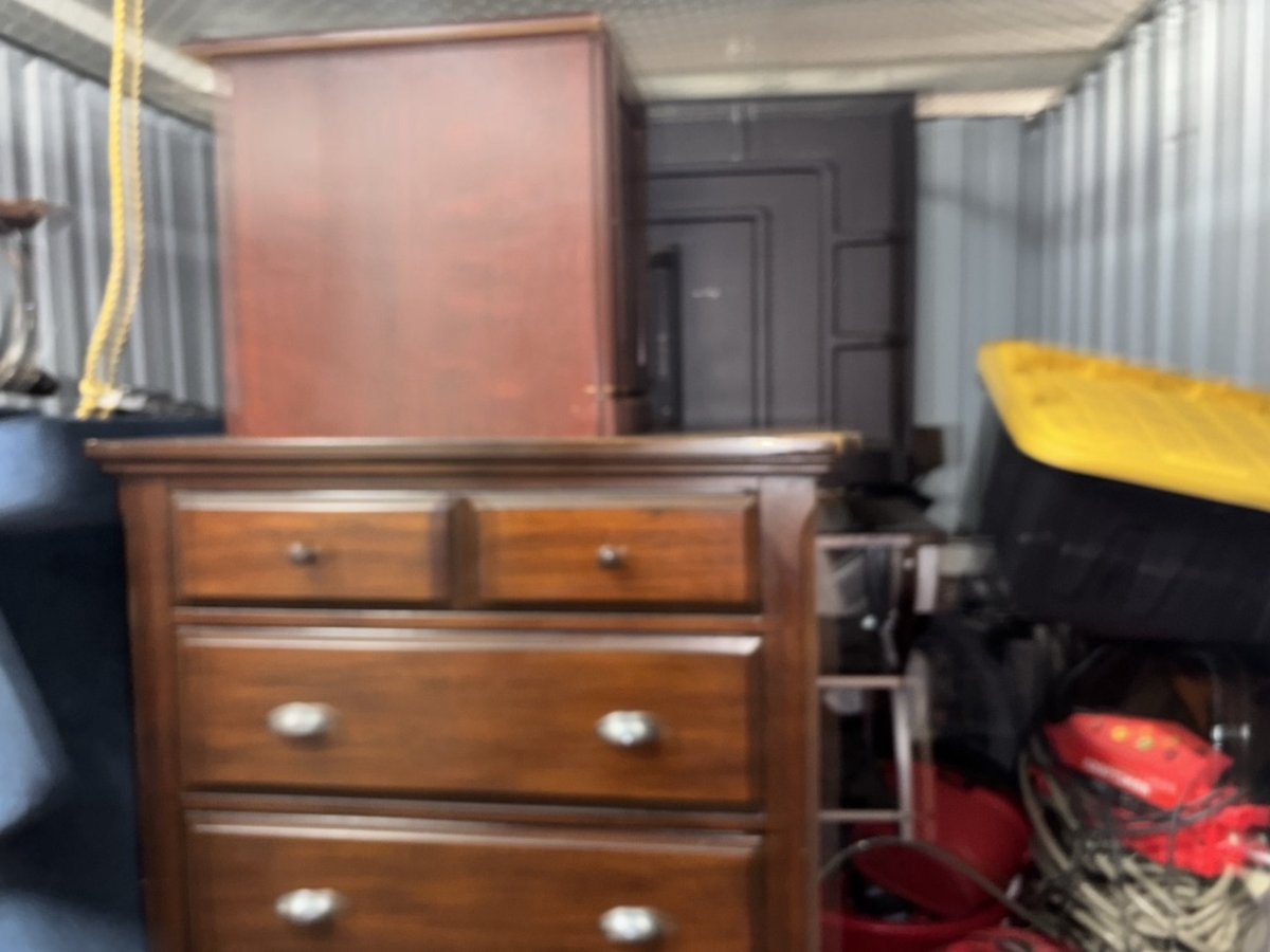 12 x 12 storage unit in St Louis, MO
