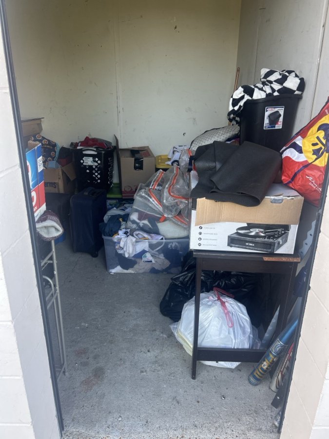 10 x 10 storage unit in Saint Louis, MO