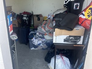 10 x 10 storage unit in Saint Louis, MO