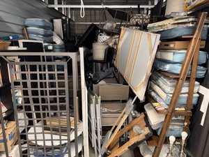 10 x 20 storage unit in Cypress, CA