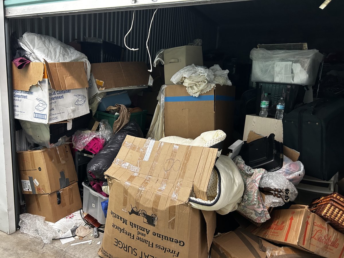 10 x 20 storage unit in North Lauderdale, FL