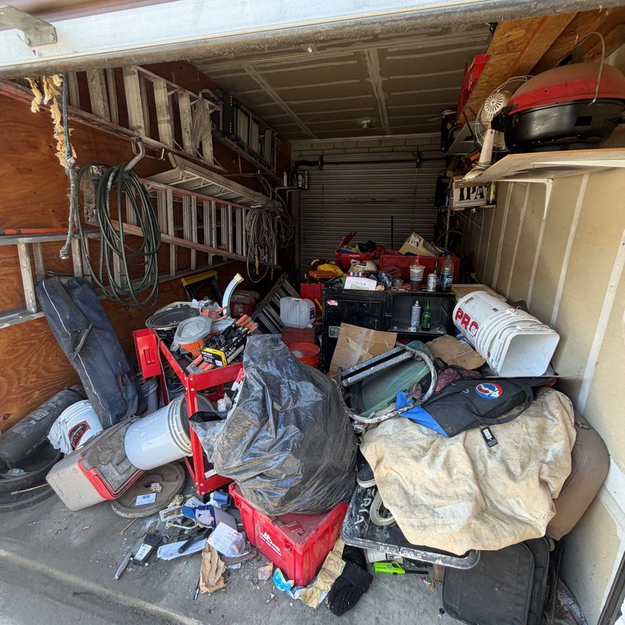 10 x 20 storage unit in Menifee, CA
