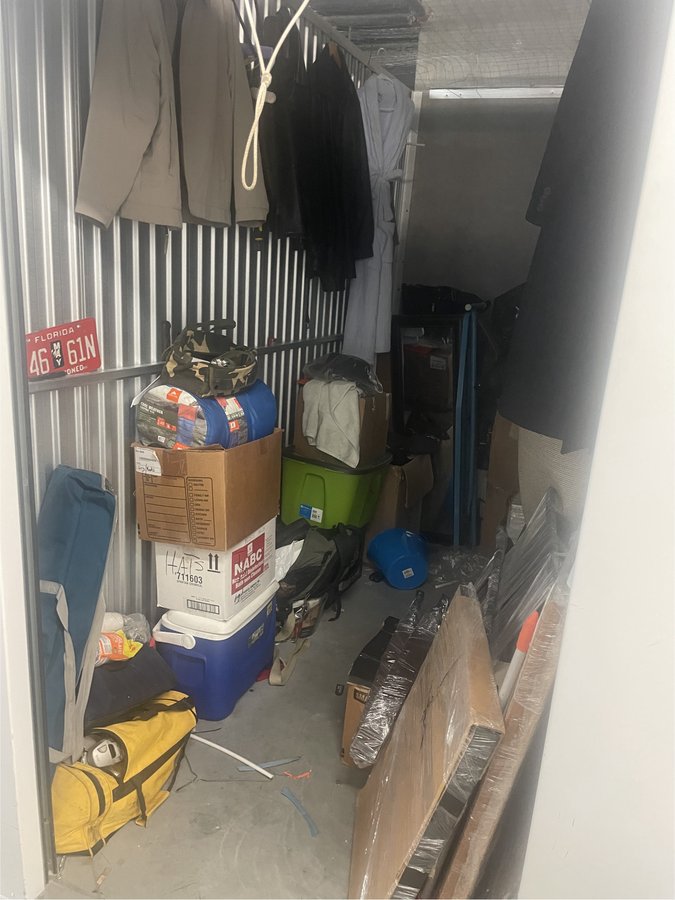 5 x 10 storage unit in Margate, FL