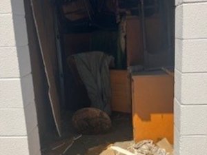 5 x 10 storage unit in Canoga Park, CA