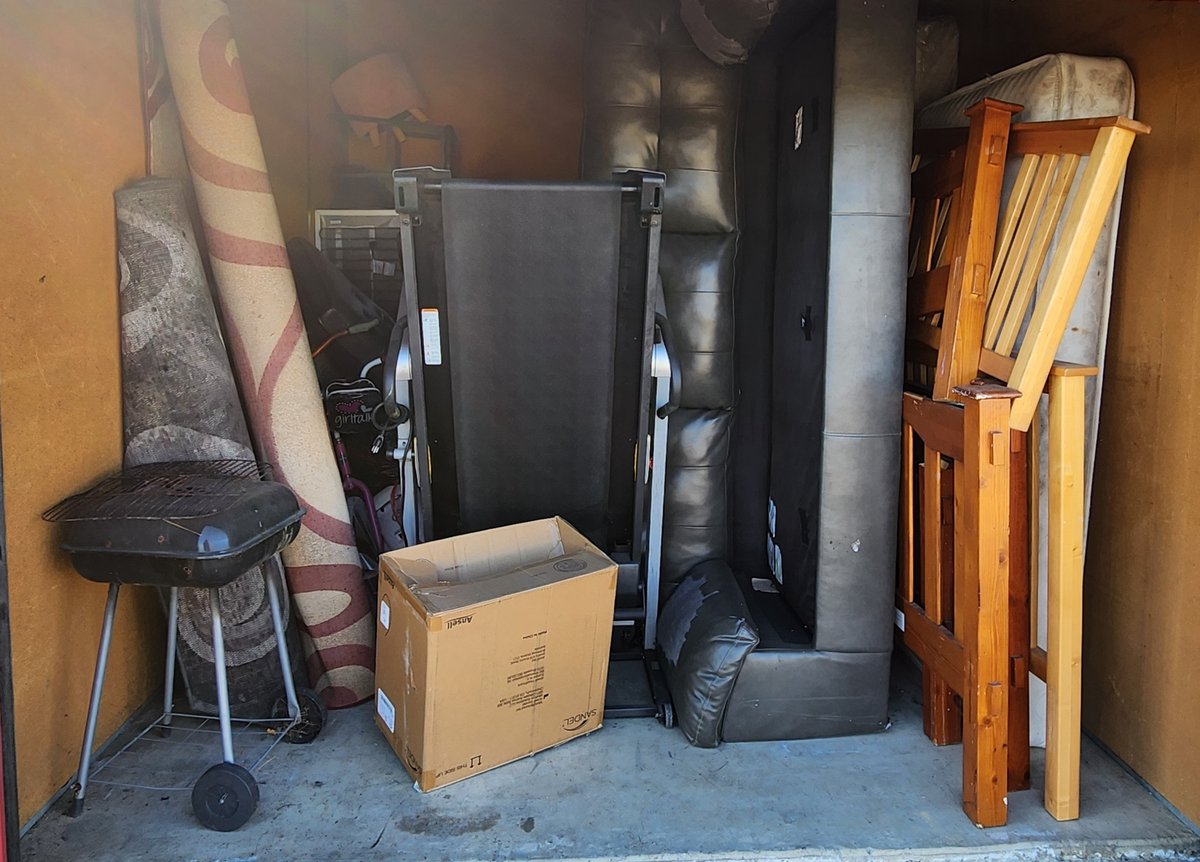 9 x 12 storage unit in Pittsburg, CA