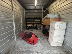 10 x 20 storage unit in North  Lauderdale, FL