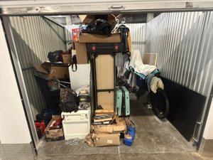 10 x 10 storage unit in North  Lauderdale, FL