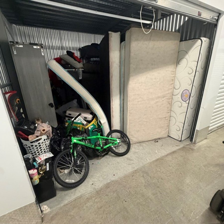 10 x 10 storage unit in West Palm Beach, FL