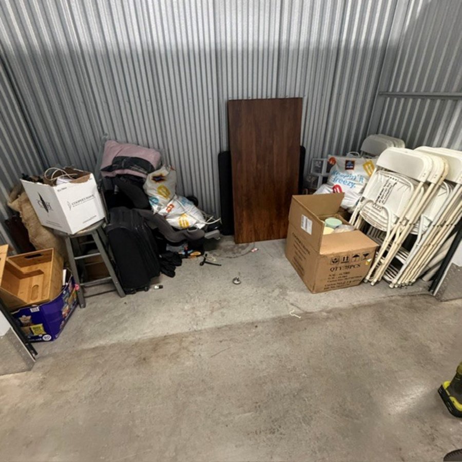 10 x 5 storage unit in West Palm Beach, FL