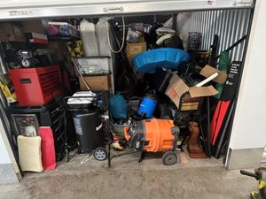 10 x 25 storage unit in West Palm Beach, FL