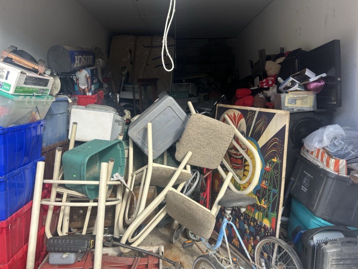 10 x 20 storage unit in Saint Louis, MO
