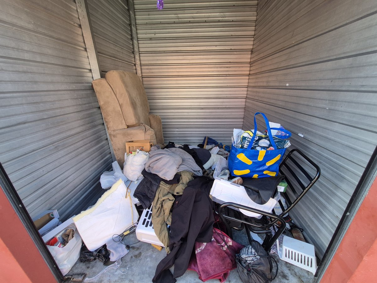 8 x 10 storage unit in Everett, WA