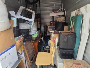 5 x 10 storage unit in Everett, WA