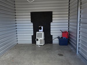 10 x 10 storage unit in Enumclaw, WA