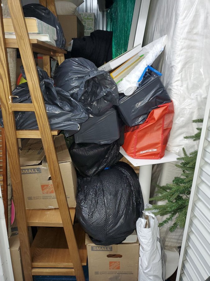 5 x 10 storage unit in Bronx, NY