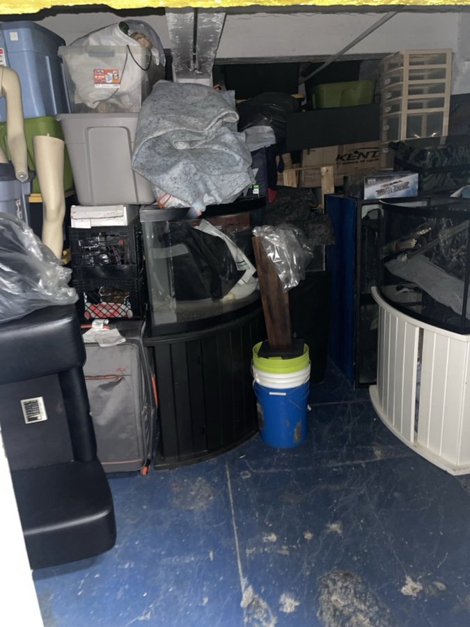 10 x 30 storage unit in Bronx, NY