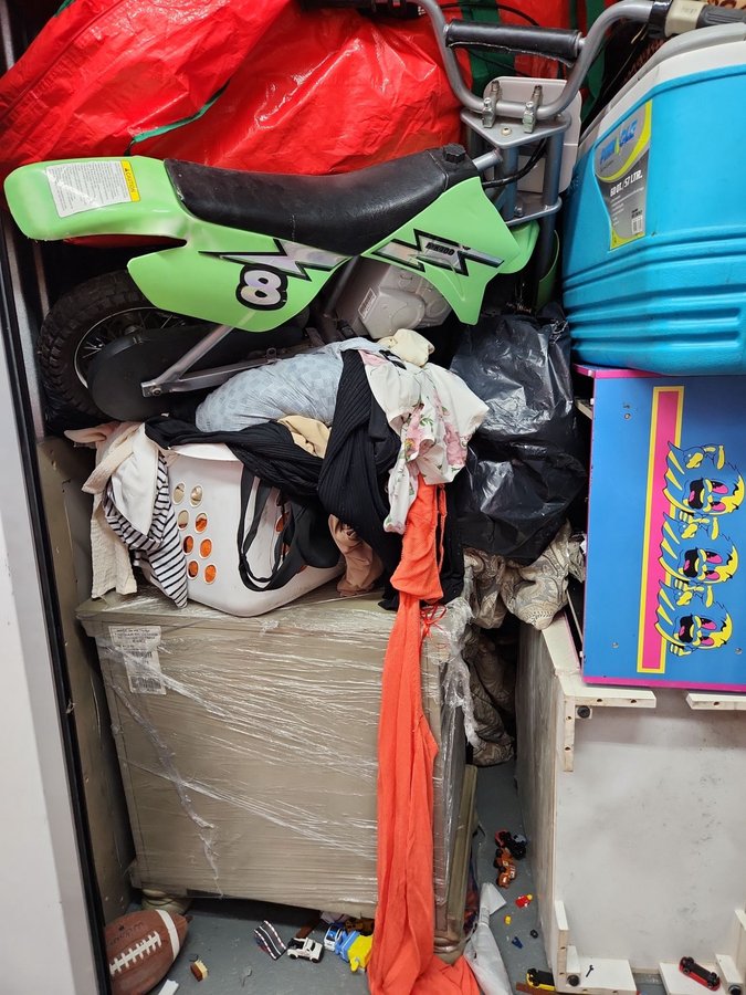 5 x 10 storage unit in Bronx, NY