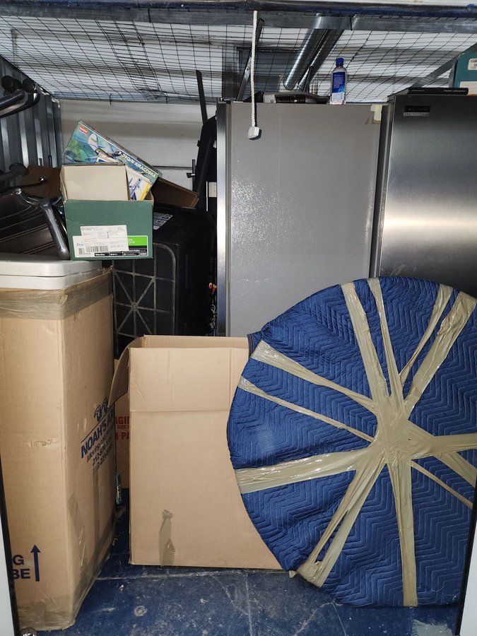 10 x 20 storage unit in Bronx, NY