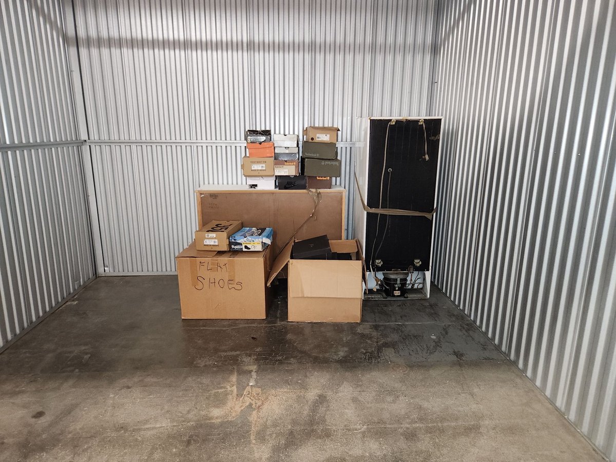 10 x 10 storage unit in Bronx, NY