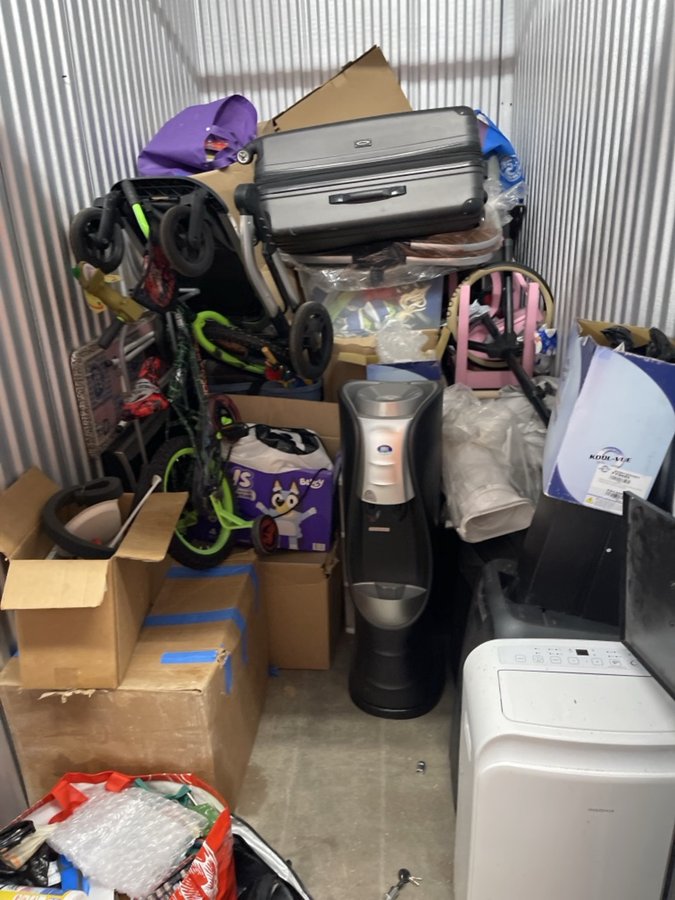 5 x 10 storage unit in Bronx, NY