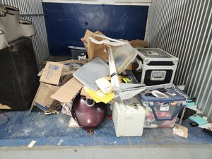 10 x 10 storage unit in Bronx, NY