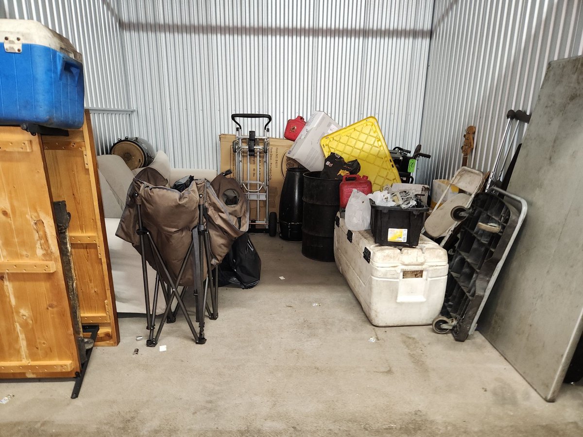 10 x 10 storage unit in Bronx, NY