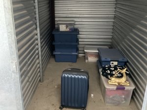 5 x 10 storage unit in Corona, CA