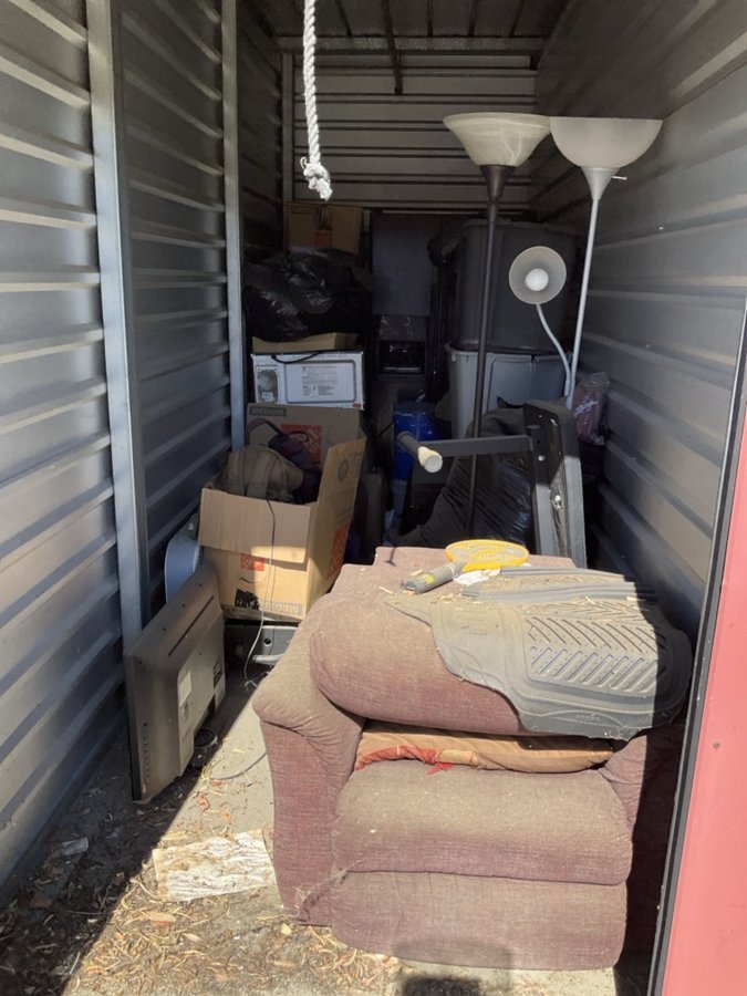 5 x 15 storage unit in Fontana, CA