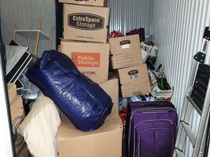 10 x 10 storage unit in Bronx, NY