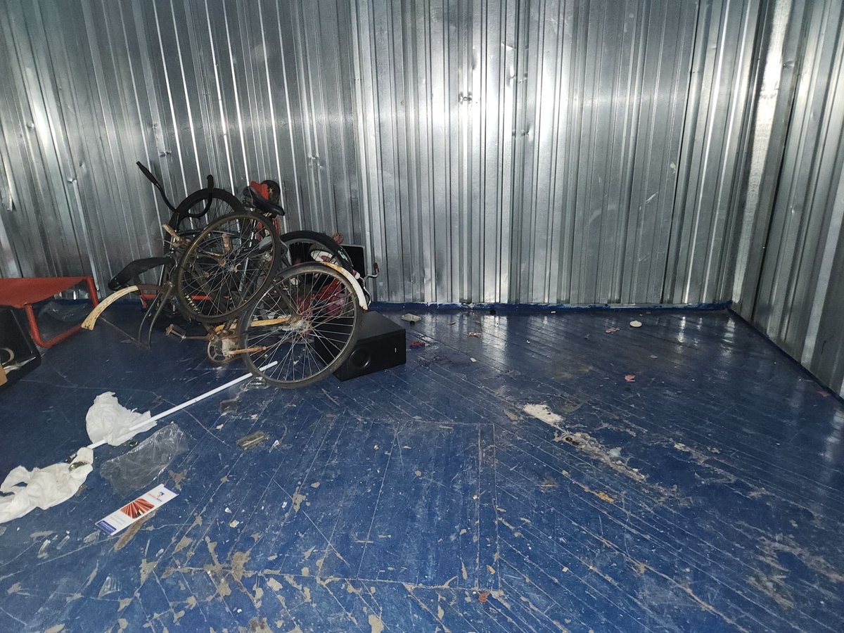 10 x 15 storage unit in Bronx, NY