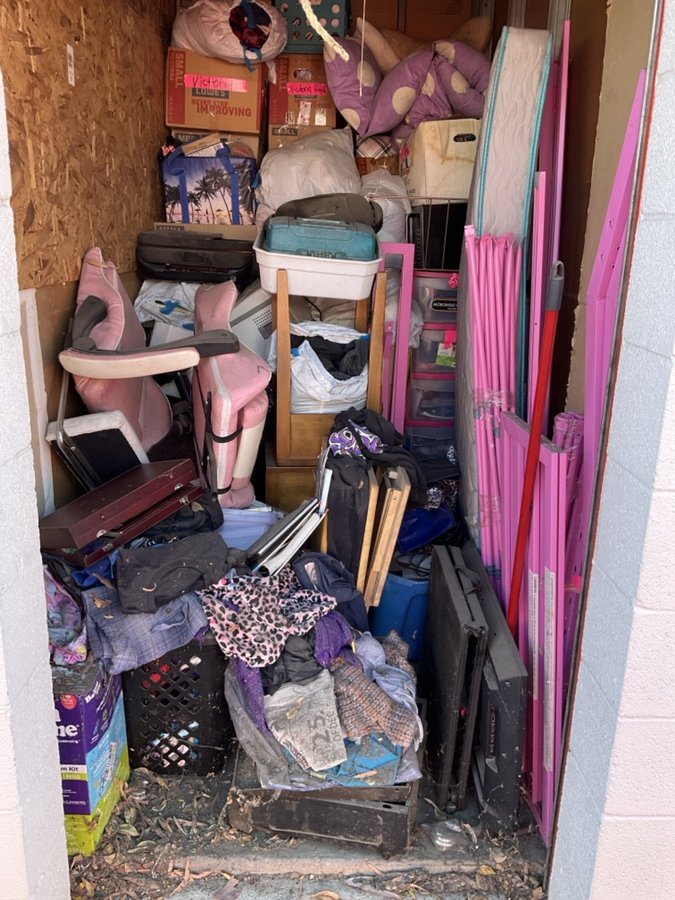 5 x 10 storage unit in Corona, CA