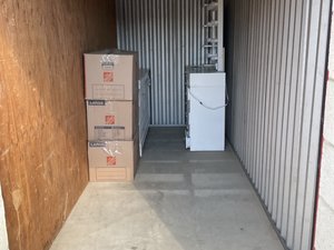 5 x 15 storage unit in Riverside, CA