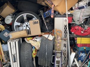 10 x 20 storage unit in Riverside, CA
