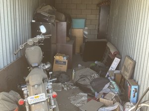 7 x 20 storage unit in Riverside, CA